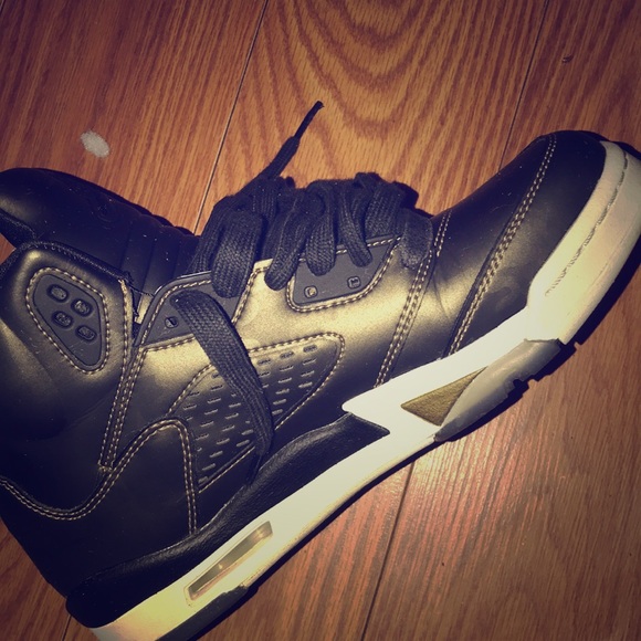 Jordan 5’s - Picture 1 of 1